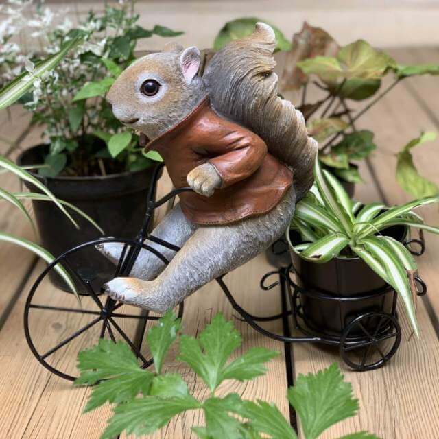ISCG002 Squirrel Bike Planter copy 2