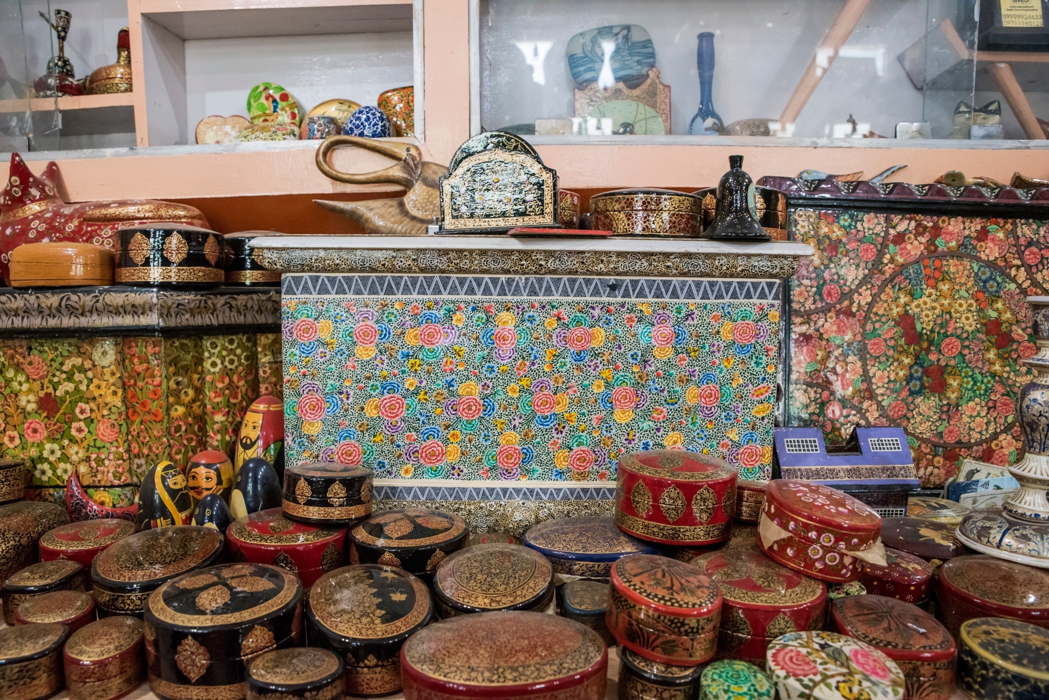 The Art and Craft of Kashmir - Kashmiri Handicrafts | Wonderwheel Store