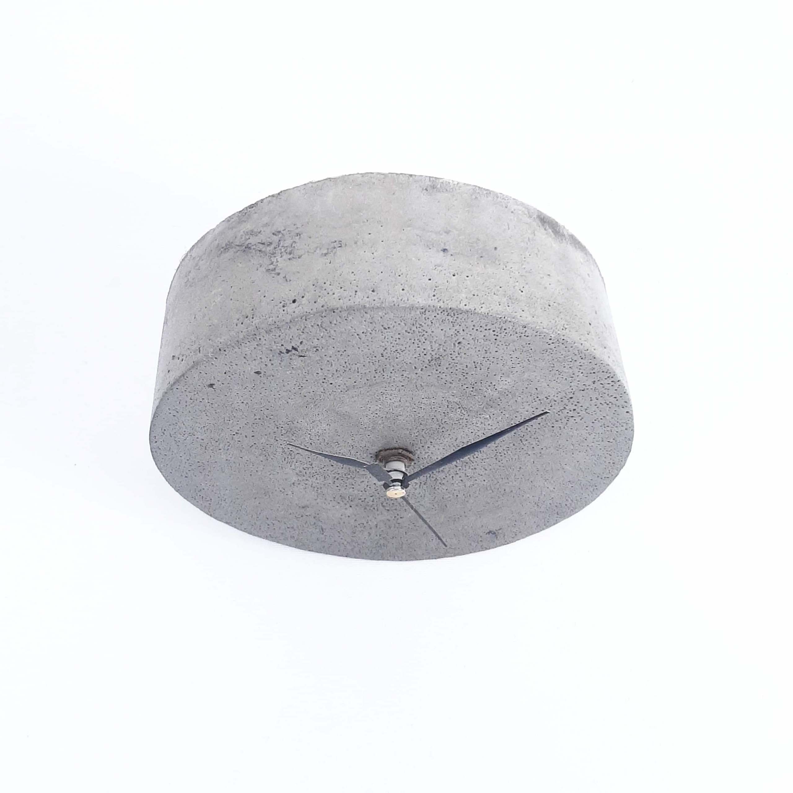 Cement Tilt Clock Gtc013a