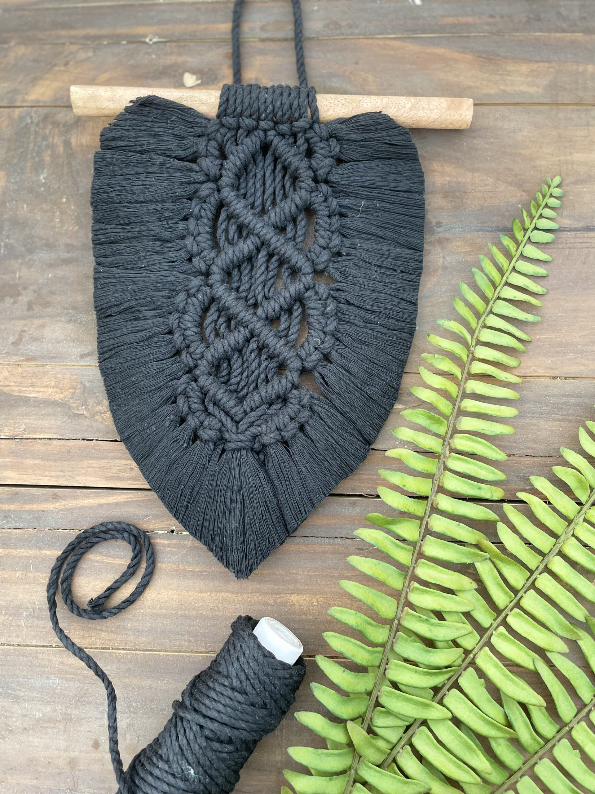 Handcrafted Knotted Natural Macramé WALL ART LEAF/FEATHER