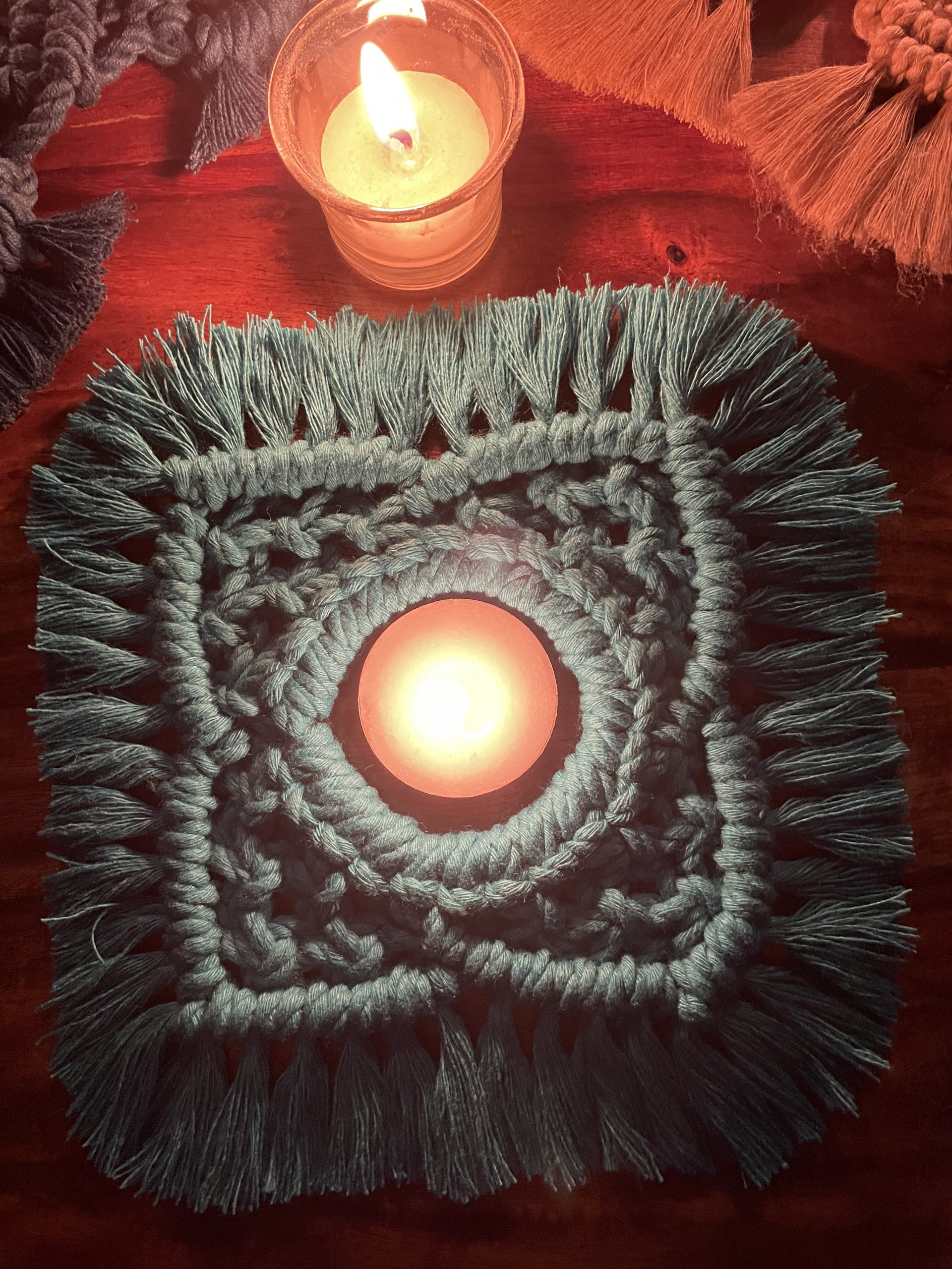 Handcrafted Knotted Natural Macramé Cotton Candle Coaster 4 PETAL EMERELD GREEN
