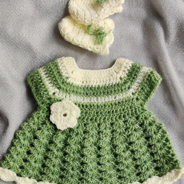 Top Beautiful And Stylish Crochet Handmade Baby Girl Frocks Designs // Latest  Crochet B… | Crochet baby girl dress, Crochet baby clothes, Crochet baby  dress pattern