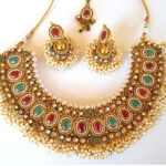 Traditional colorful necklace set