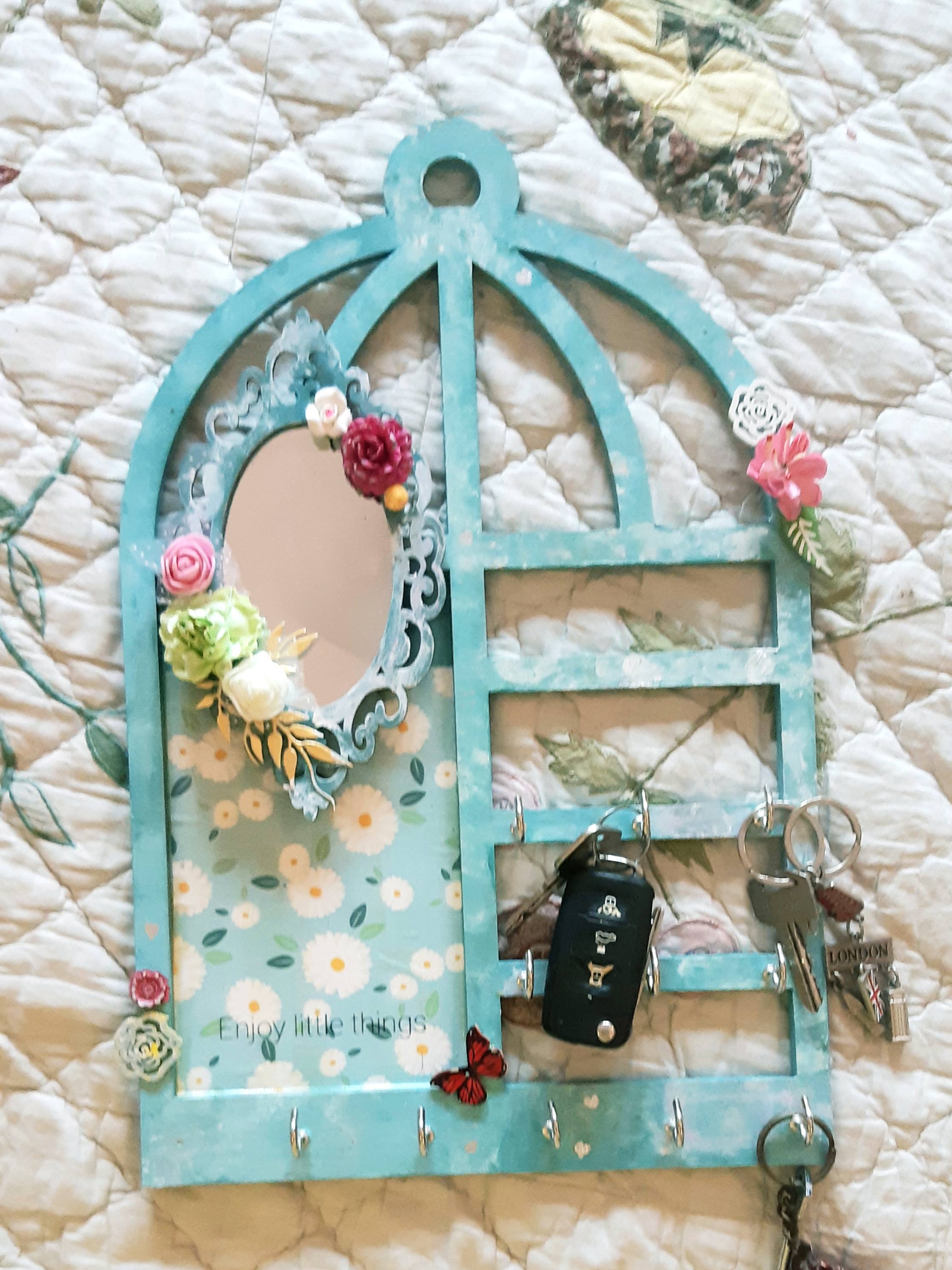 BLUE FLORAL KEY HANGER WITH MIRROR