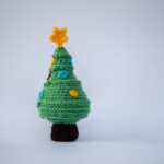 Festive Toy | Christmas Toy | Handmade Christmas Tree | Crochet Toy | Stuffed Toy for Boys & Girls | Non-Toxic, & Eco-Friendly Stuffed Animal | | Birthday Gift | 9 Inches Tall | Made in India ( Green)