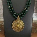 Emerald – Handcrafted Agates Necklace Set