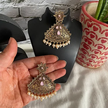 Ahaana – Pink Kundan, Antique Earrings