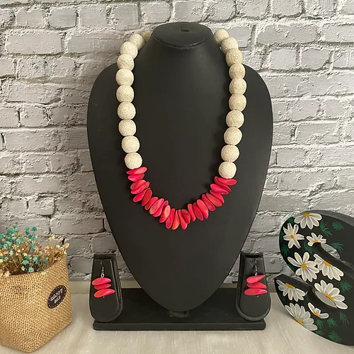 Pink Poppies – Agate Necklace Set