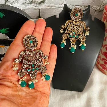 Ahaana – Green Kundan, Antique Earrings