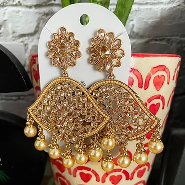 Golden Glow – Beaded Earrings