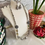Grey Onyx – Mother of Pearls & Onyx Necklace Set