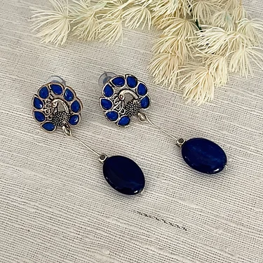 Cerulean – Sapphire Agate Studs