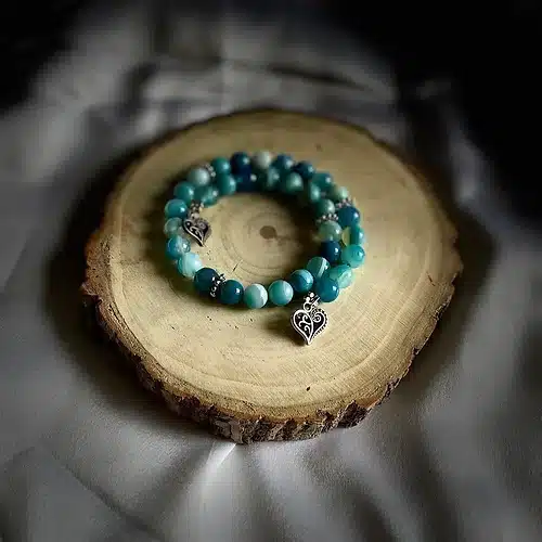 Heart to Heart – Blue Agates Bracelet (Golden)