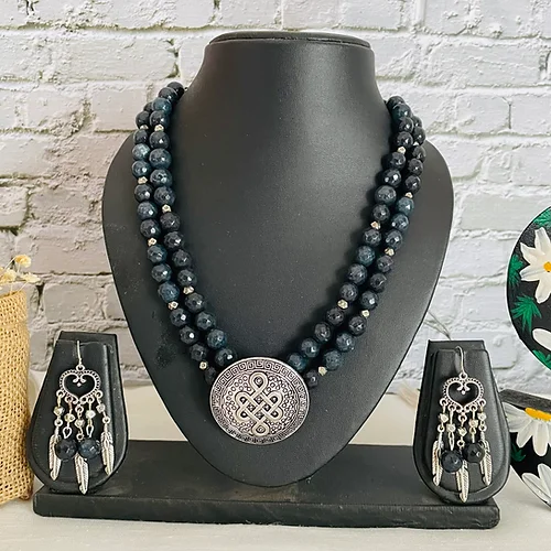 Charcoals – Handcrafted Agates Necklace Set