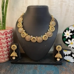 Bindiya – Matte Gold Necklace Set