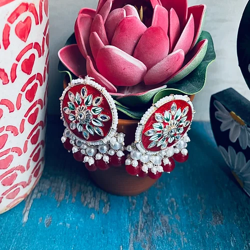 Vaani – Meenakari Stud Earrings (Red Floral)