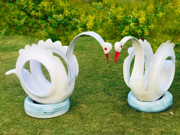 Swan Planter 1