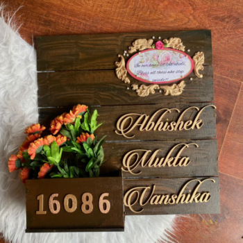 Nameplate With 5 Plaque