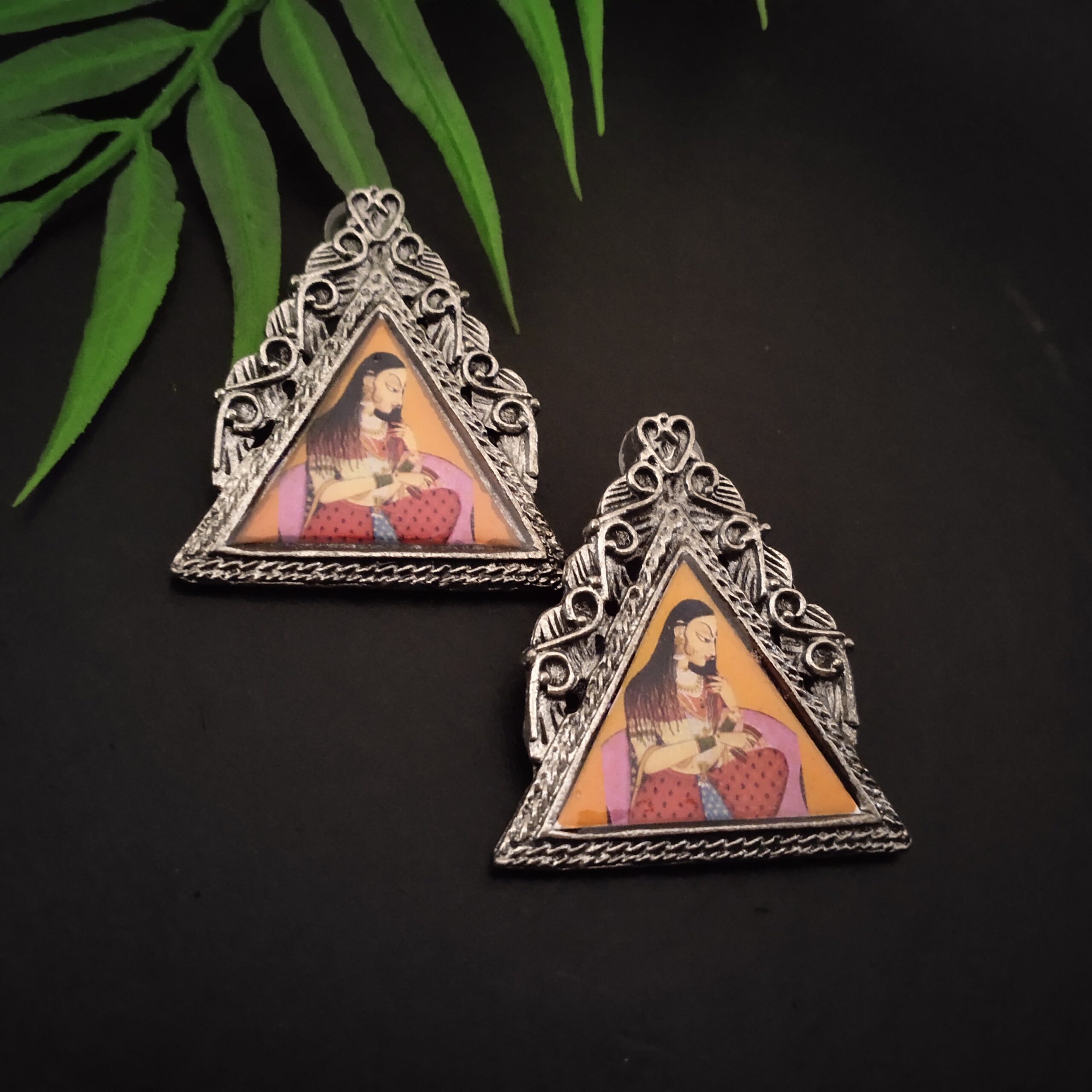 Quirky triangle studs- 5