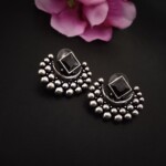 Black mini chaand studs