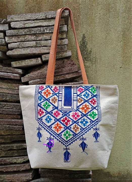 HAND PAINTED CANVAS BAG HPCB-T1-D8