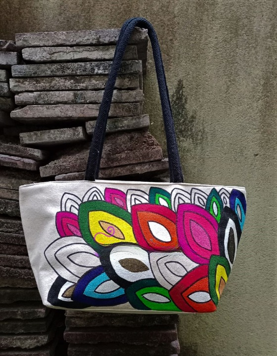 HAND PAINTED CANVAS BAG HPCB-T1-D1