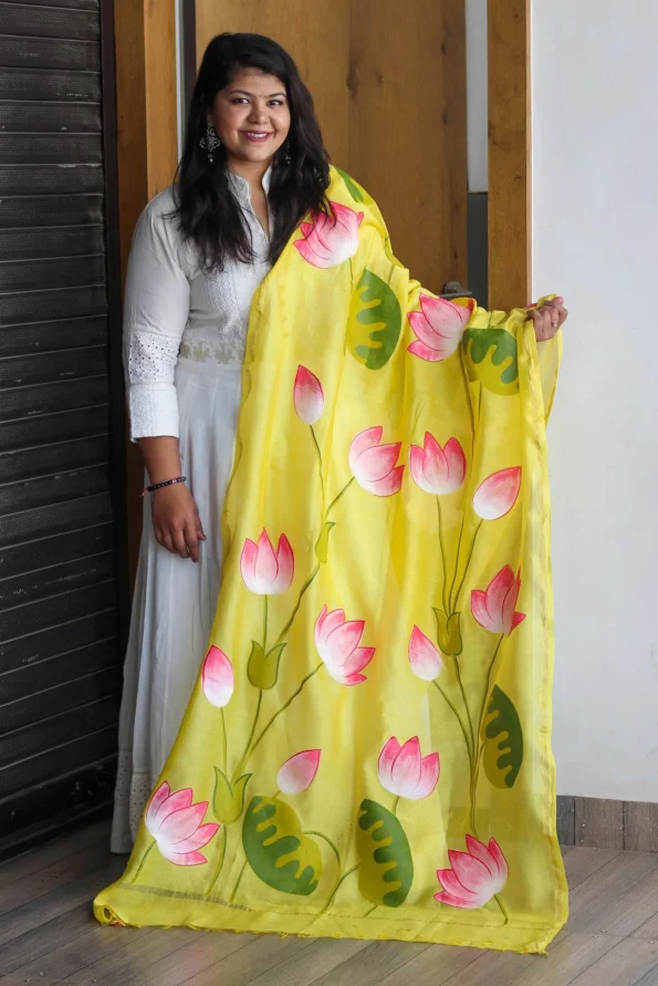 Niraja Handpainted Dupatta In Yellow E3b5a803 B110 47df A4dd 237bd2b0d858 1024x1024@2x (1)