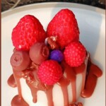 STRAWBERRY DESSERT CHOCOLATE CANDLE