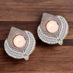 WOODEN BLOCK TEA LIGHT HOLDER (SET OF TWO )